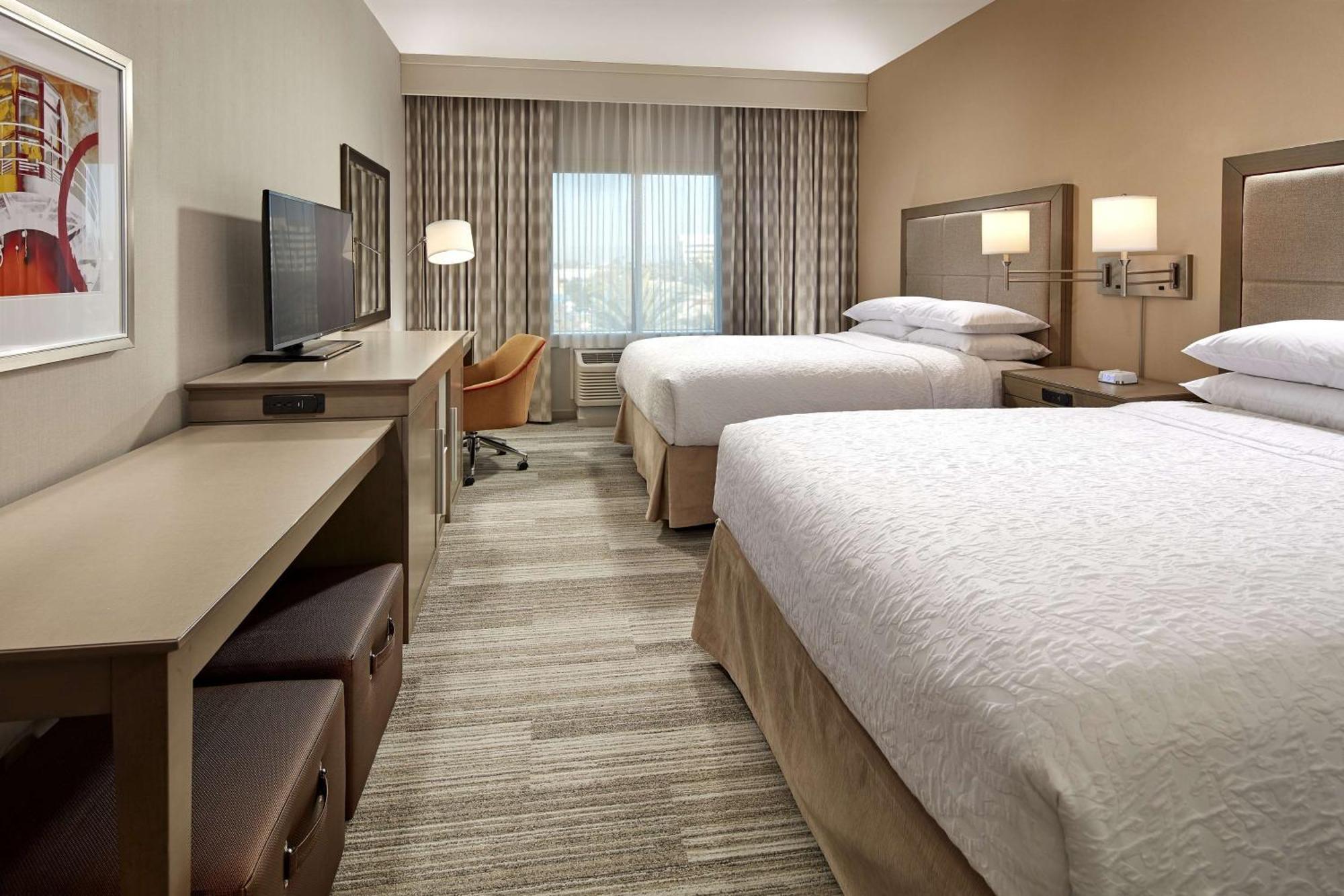 Hampton Inn Long Beach Airport, Ca Екстер'єр фото