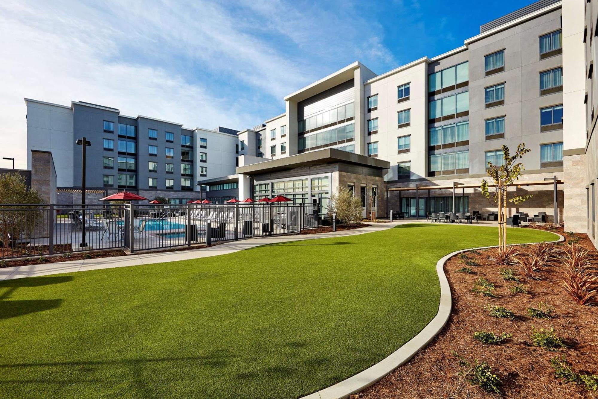 Hampton Inn Long Beach Airport, Ca Екстер'єр фото